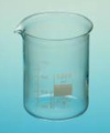 Žema stiklinė graduota su snapeliu. ISO 3819, DIN 12 331. SIMAX